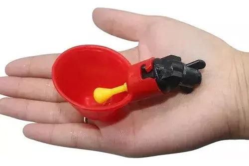 SET DE 10 BEBEDEROS COPA DIRECTO PARA AVES DE GRANJA